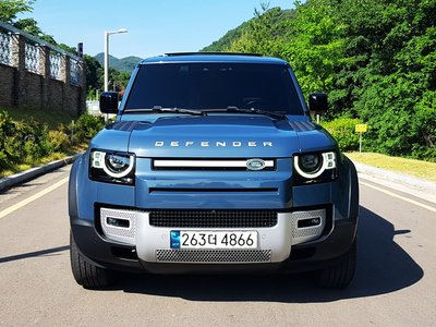 LAND ROVER DEFENDER - 3