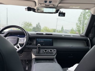 LAND ROVER DEFENDER - 3