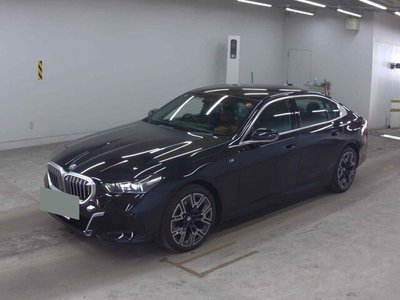 BMW 5 SERIES - 4