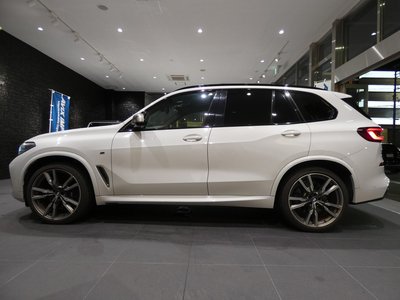 صورة مصغرة 30 لـ 2021 BMW X5