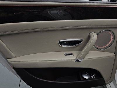 صورة مصغرة 15 لـ 2018 Bentley FLYING SPUR