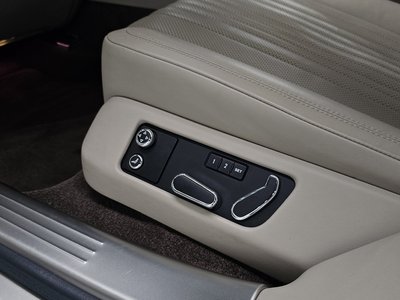 صورة مصغرة 30 لـ 2018 Bentley FLYING SPUR