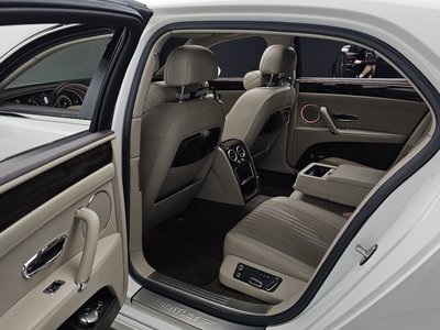 صورة مصغرة 18 لـ 2018 Bentley FLYING SPUR