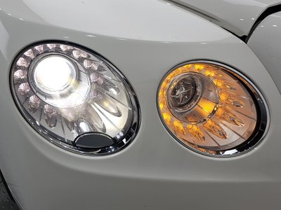 2018 Bentley FLYING SPUR 照片 9