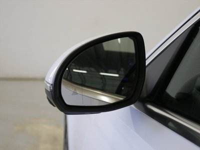 MERCEDES-BENZ C-CLASS - 6