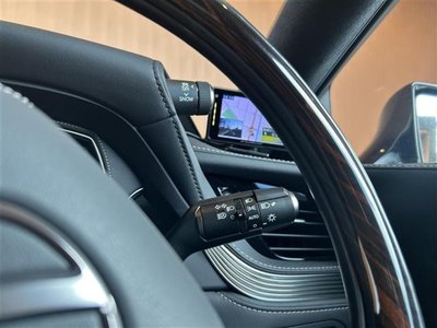 2019 Lexus LS — миниатюра 15