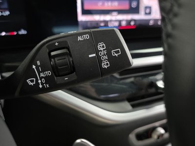 2023 BMW X5 thumbnail 28