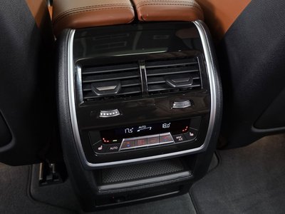 2023 BMW X5 thumbnail 24