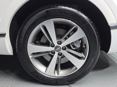 GENESIS GV80 - 8