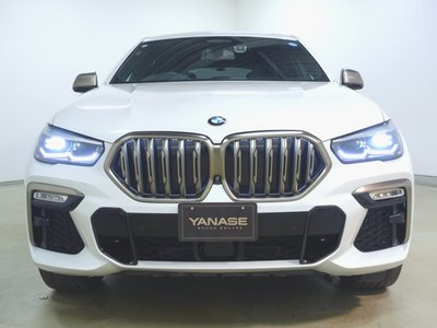 2021 BMW X6 照片 2