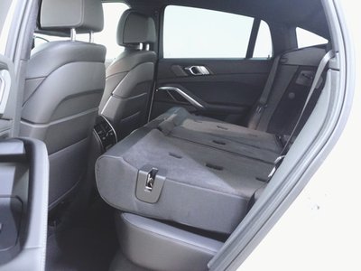 2021 BMW X6 缩略图 32