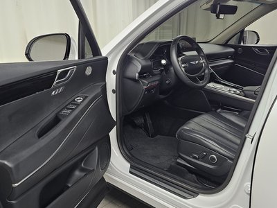 صورة 10 لـ 2021 Genesis GV80