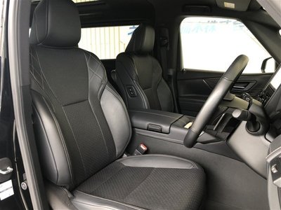 صورة 10 لـ 2023 Toyota VELLFIRE