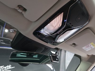 2021 BMW X7 缩略图 29