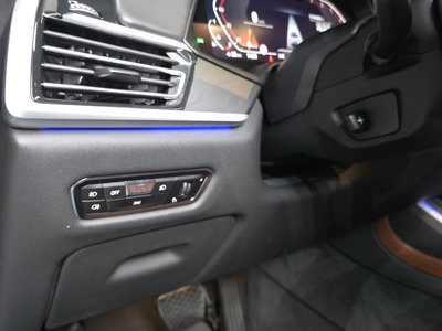 2021 BMW X7 缩略图 27