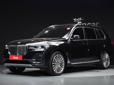 2021 BMW X7 photo 1