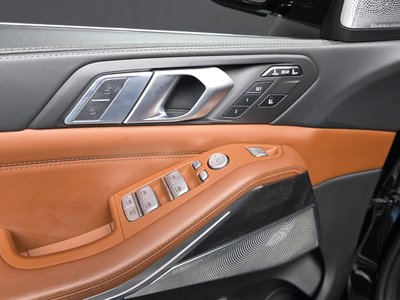2021 BMW X7 缩略图 28