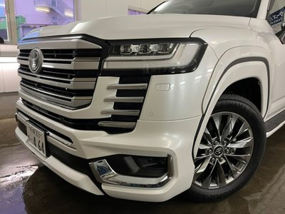 TOYOTA LAND CRUISER 300 - 2
