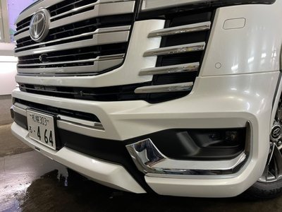 TOYOTA LAND CRUISER 300 - 6