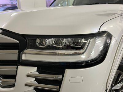 TOYOTA LAND CRUISER 300 - 4
