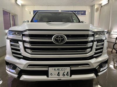 TOYOTA LAND CRUISER 300 - 3