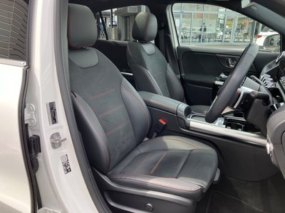 MERCEDES-BENZ GLA - 9