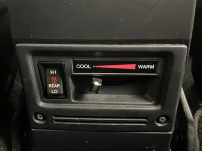 TOYOTA LAND CRUISER 70 - 3