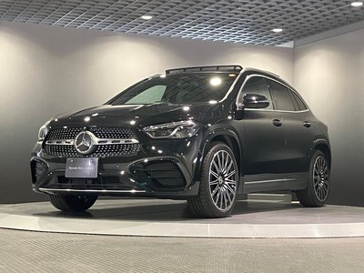 MERCEDES-BENZ GLA - 1