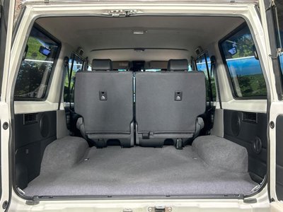 TOYOTA LAND CRUISER 70 - 10