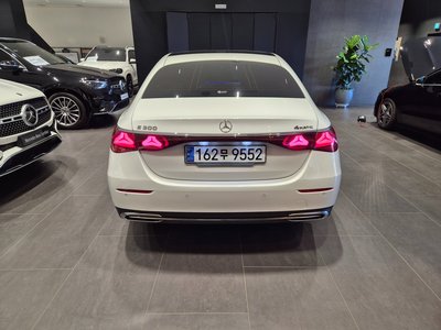 MERCEDES-BENZ E-CLASS - 3