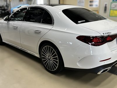 MERCEDES-BENZ E-CLASS - 8