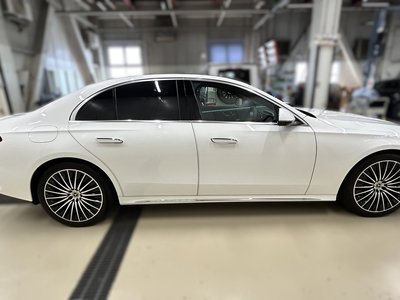 MERCEDES-BENZ E-CLASS - 5