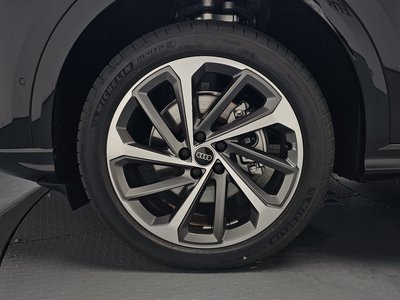 2025 AUDI Q5 photo 6