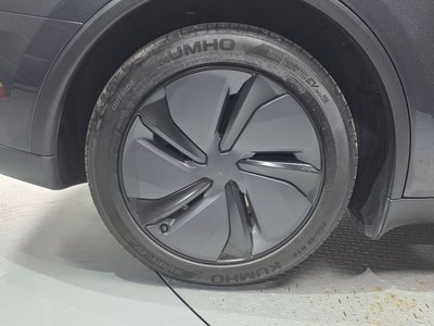 TESLA MODEL Y - 6