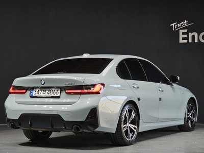 BMW 3 SERIES - 4