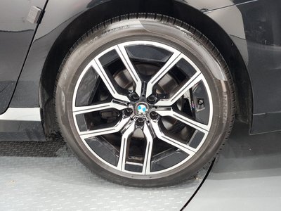 2023 BMW 7 SERIES photo 8