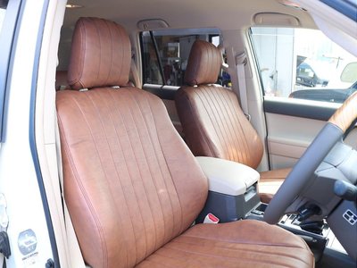 TOYOTA LAND CRUISER PRADO - 6