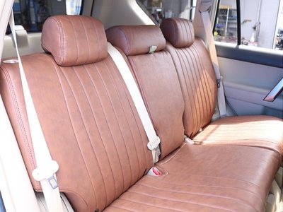 TOYOTA LAND CRUISER PRADO - 9