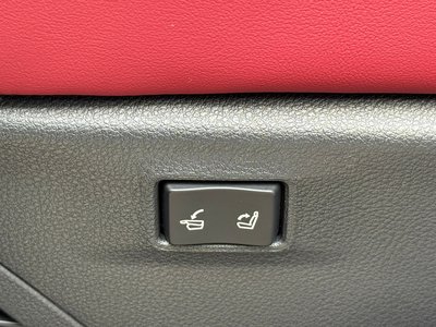 2023 Lexus RX — миниатюра 39