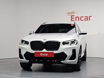 2025 BMW X4 照片 2