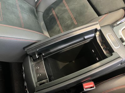 2025 Mercedes-BENZ GLB — миниатюра 36