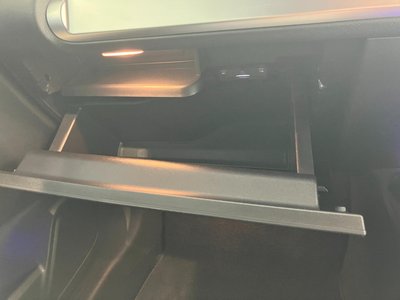 2025 Mercedes-BENZ GLB — миниатюра 41