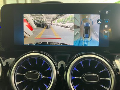 2025 Mercedes-BENZ GLB — миниатюра 44