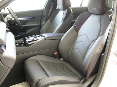 2024 BMW 5 SERIES — миниатюра 18