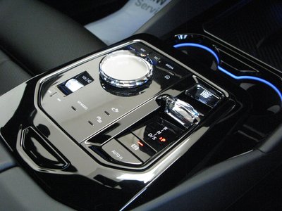 2024 BMW 5 SERIES — миниатюра 50