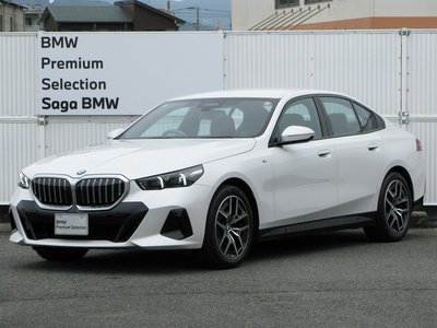2024 BMW 5 SERIES 照片 2