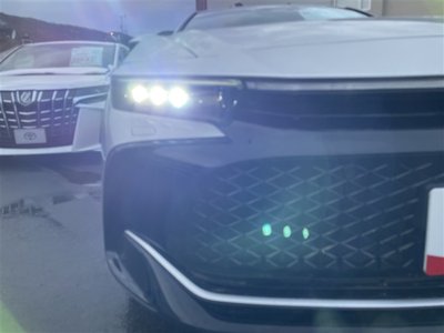 TOYOTA CROWN CROSSOVER - 7