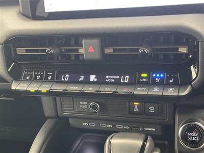 صورة مصغرة 30 لـ 2024 Toyota LAND CRUISER 250