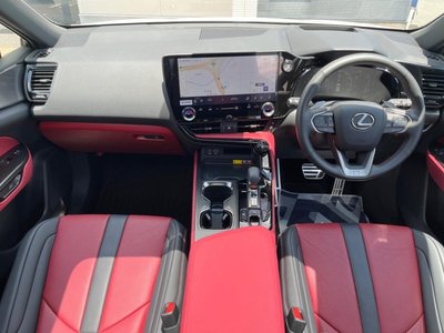 2024 Lexus NX 照片 2