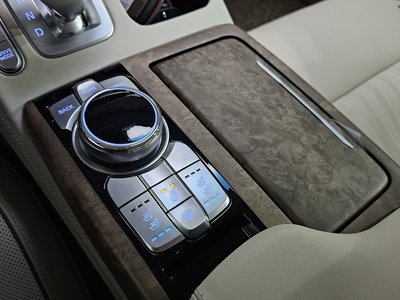 صورة مصغرة 29 لـ 2021 Genesis G90